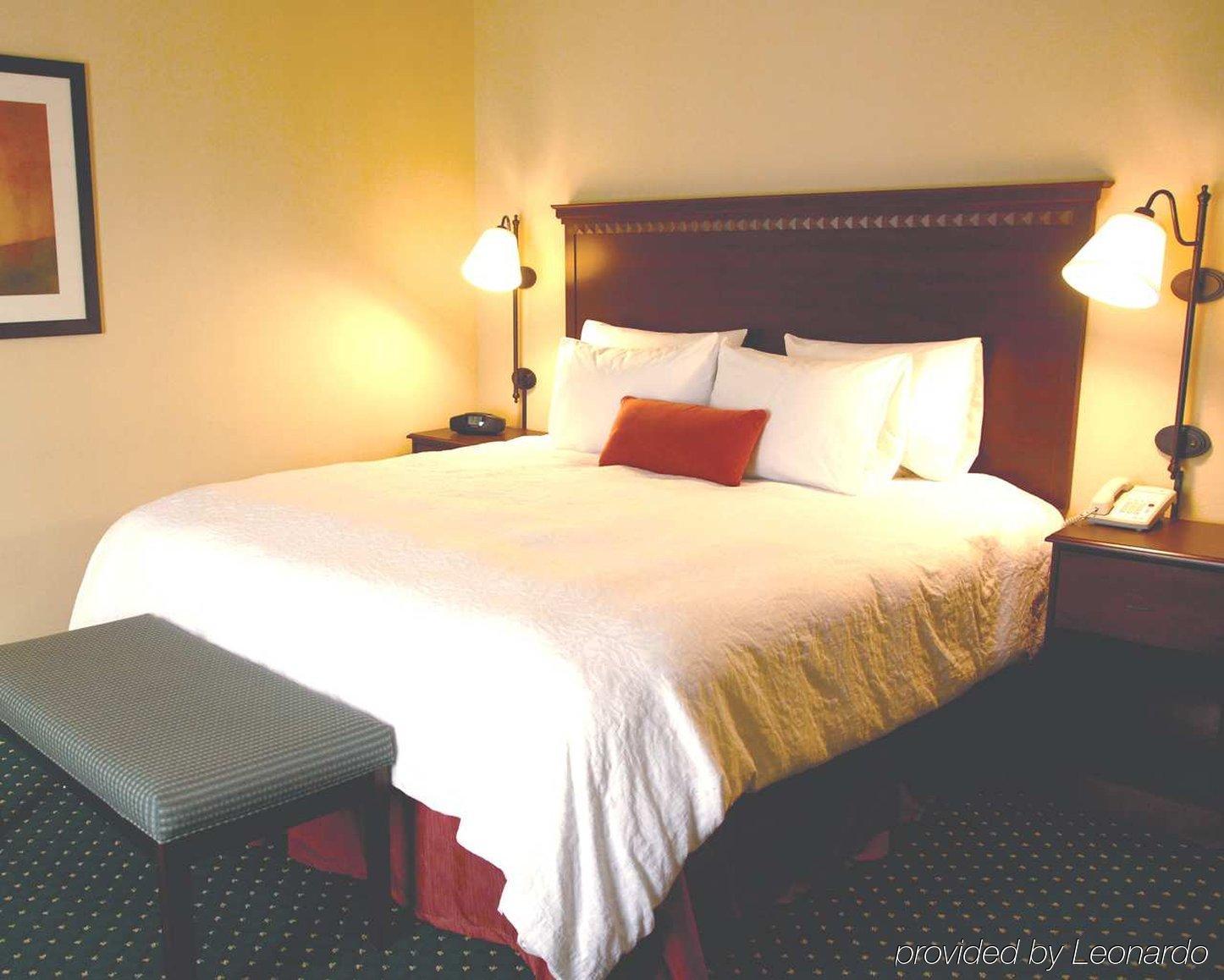 Hampton Inn Vernon Habitación foto
