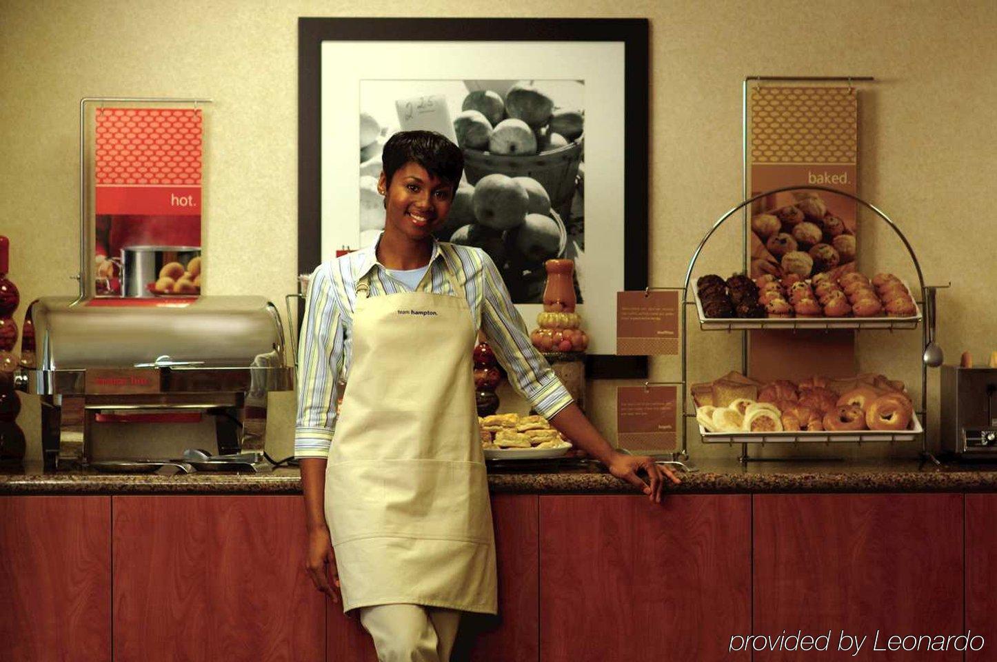Hampton Inn Vernon Restaurante foto